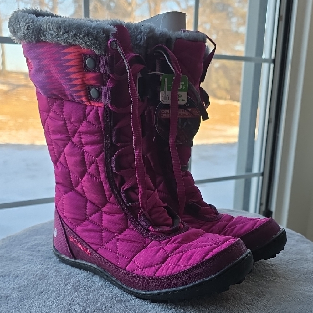 Columbia Women's Fuchsia Quilted Winter Boots